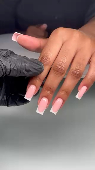 Vidéo Pose French chez Maenaails