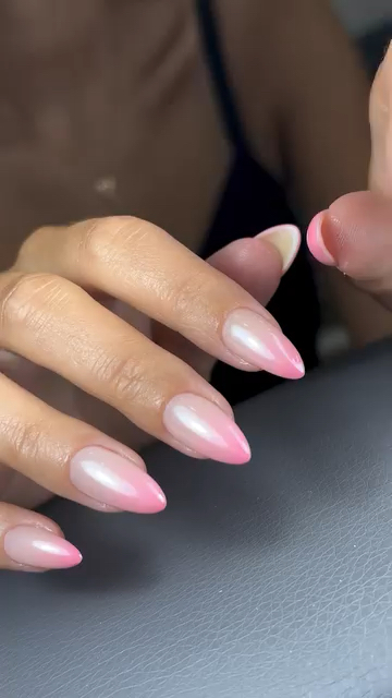 Vidéo Remplissage Sculte en base nude chez STUDIO D PARIS - MANUCURE RUSSE